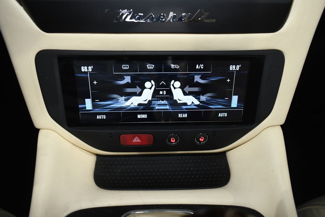 2011 Maserati GranTurismo