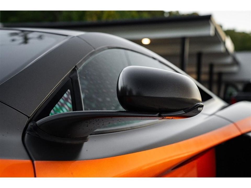 2015 McLaren 650s