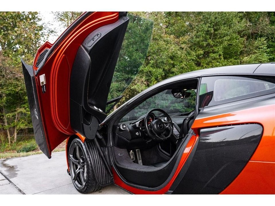 2015 McLaren 650s
