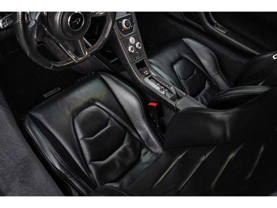 2015 McLaren 650s