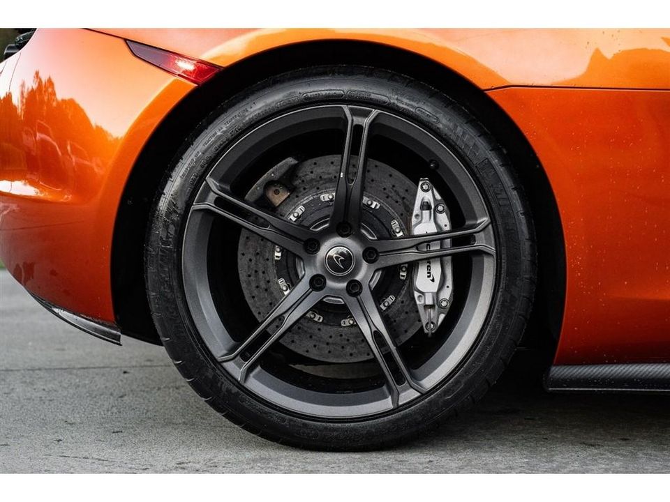 2015 McLaren 650s