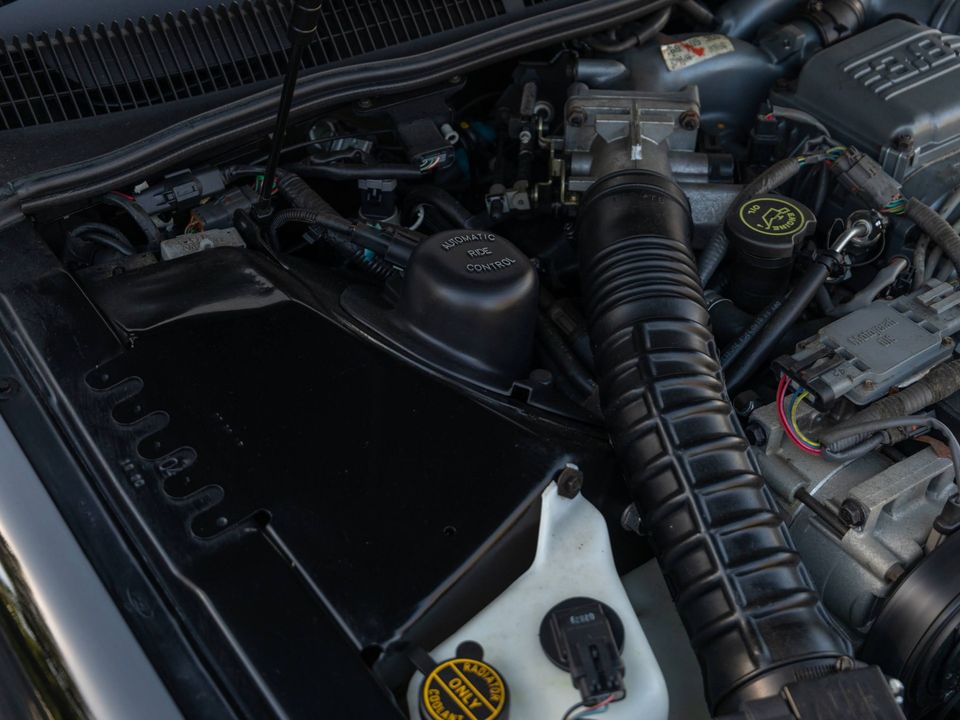 1990 Ford Thunderbird Supercharged 3.8L V6 Coupe with 3K original miles!