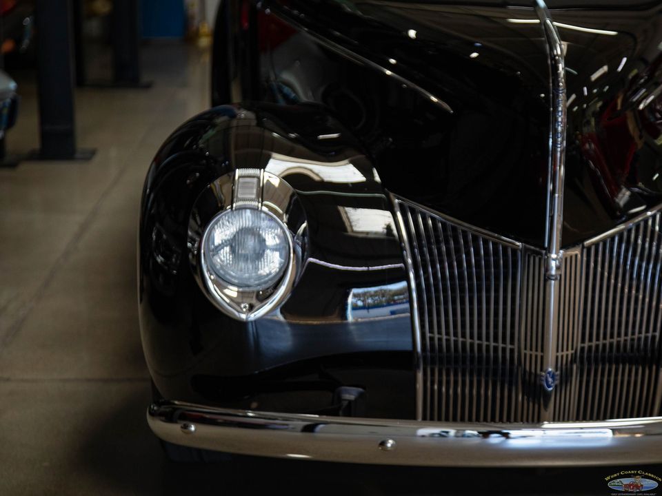1940 Ford Deluxe