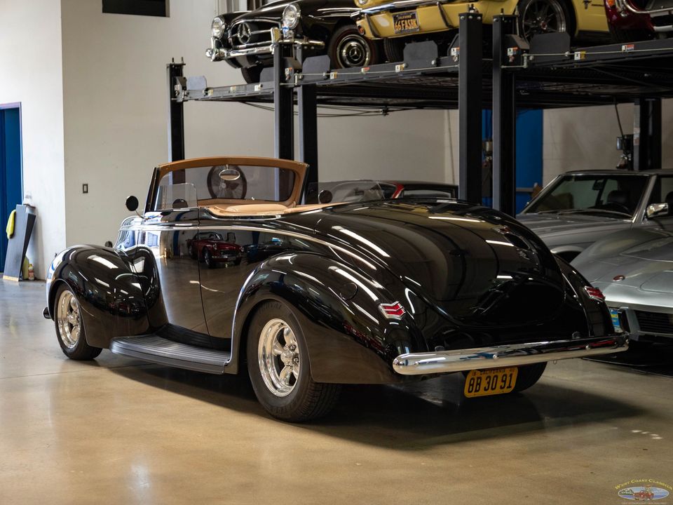 1940 Ford Deluxe
