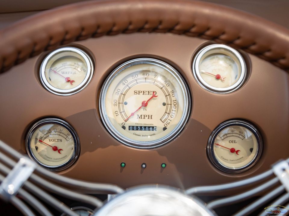 1940 Ford Deluxe