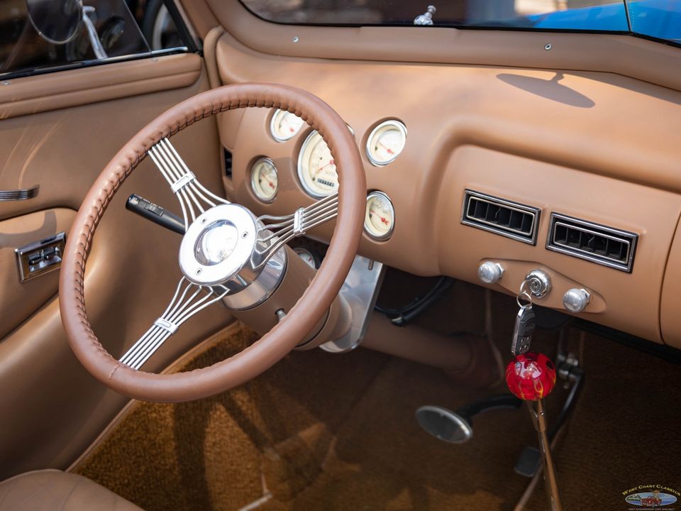 1940 Ford Deluxe
