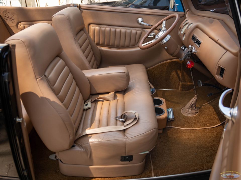 1940 Ford Deluxe