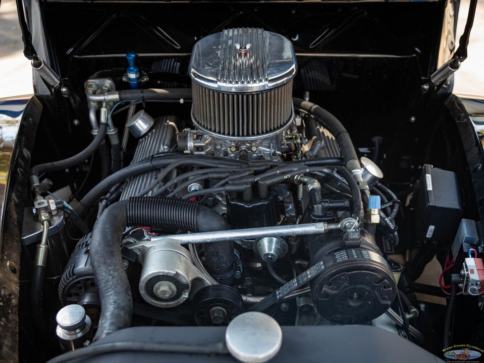 1940 Ford Deluxe
