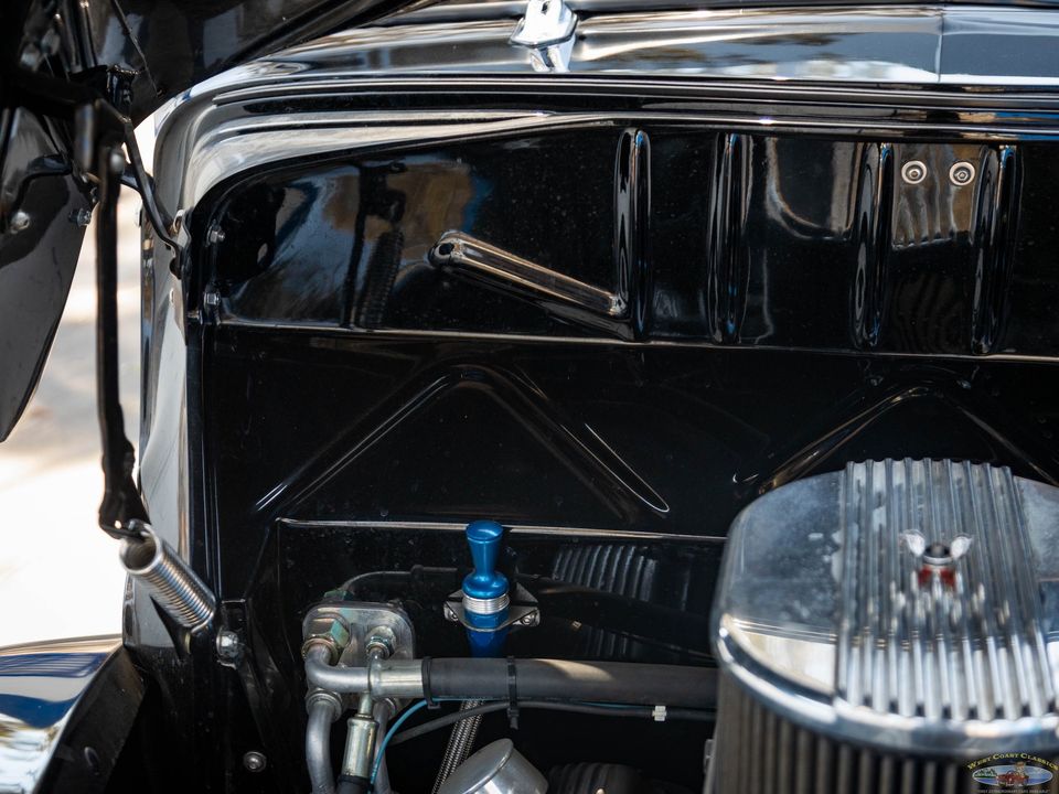 1940 Ford Deluxe