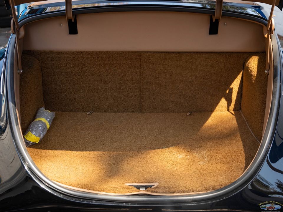 1940 Ford Deluxe