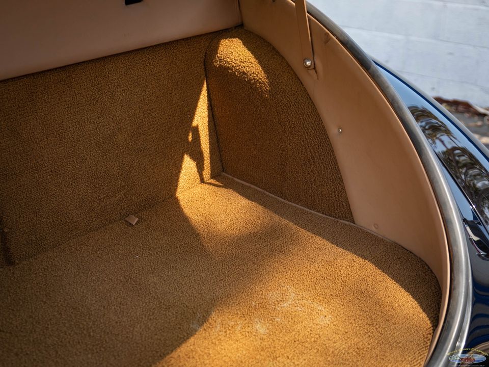 1940 Ford Deluxe