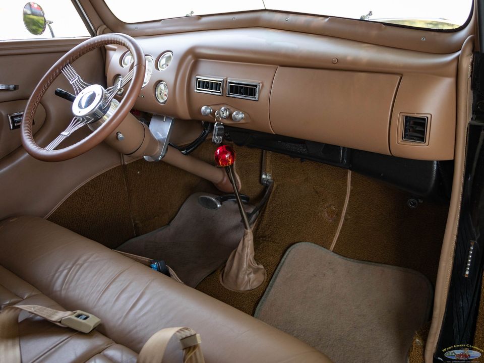 1940 Ford Deluxe