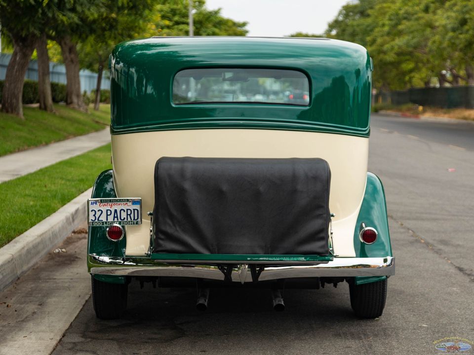 1932 Packard Light Eight