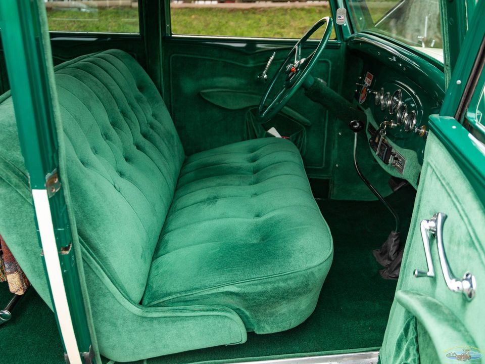 1932 Packard Light Eight