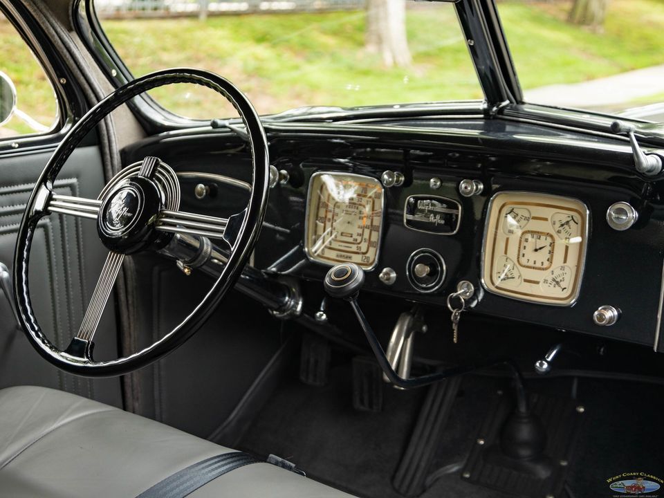 1936 Chrysler Airflow Series C-11