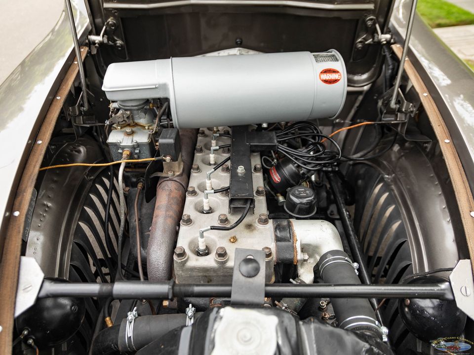 1936 Chrysler Airflow Series C-11