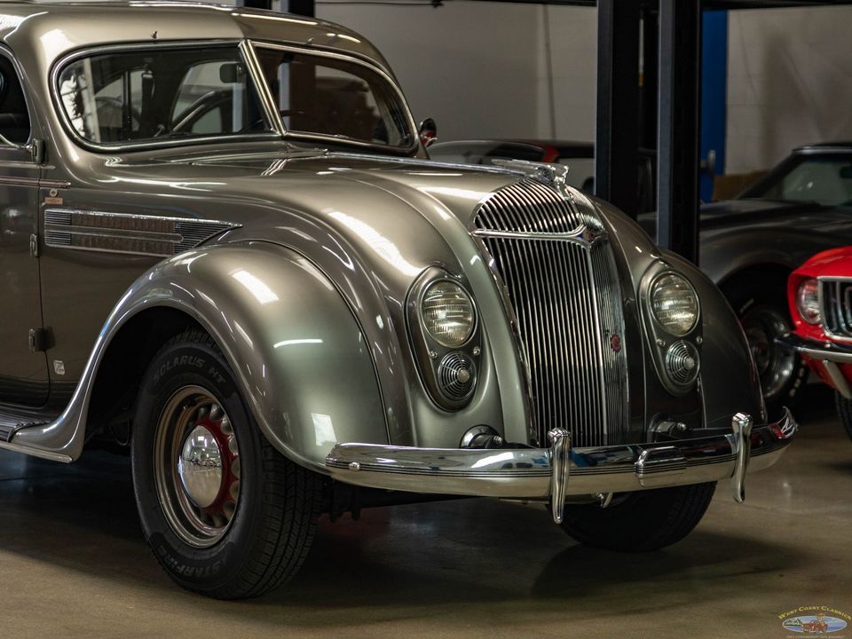 1936 Chrysler Airflow Series C-11