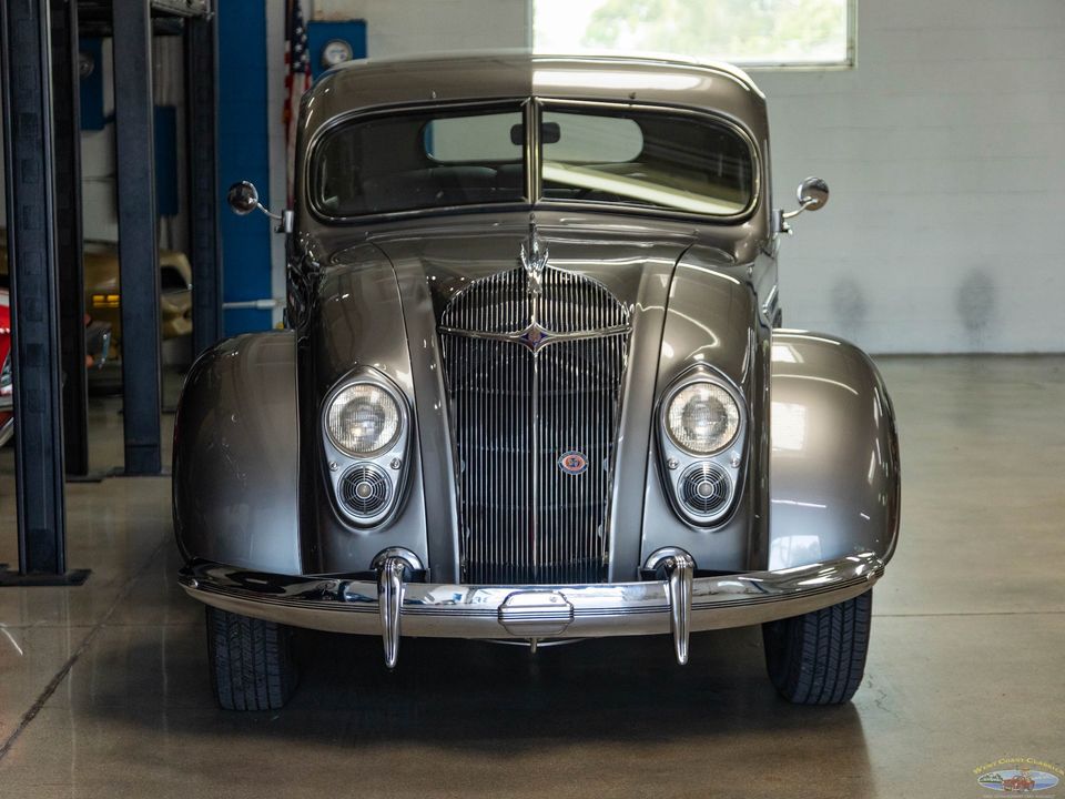 1936 Chrysler Airflow Series C-11