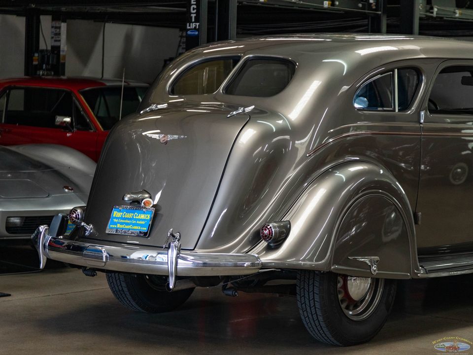 1936 Chrysler Airflow Series C-11