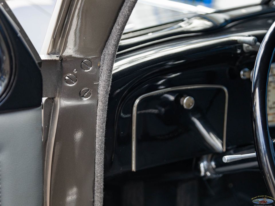 1936 Chrysler Airflow Series C-11