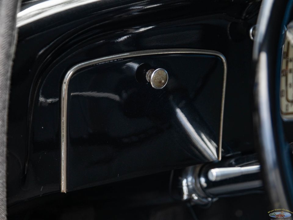 1936 Chrysler Airflow Series C-11