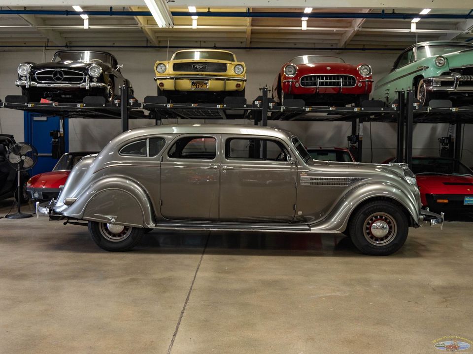 1936 Chrysler Airflow Series C-11