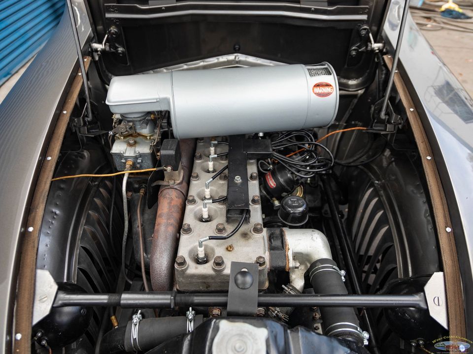 1936 Chrysler Airflow Series C-11