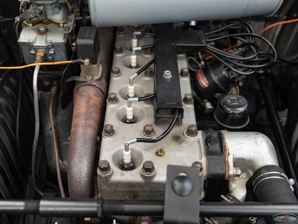 1936 Chrysler Airflow Series C-11