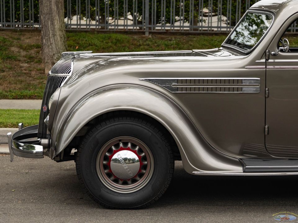 1936 Chrysler Airflow Series C-11