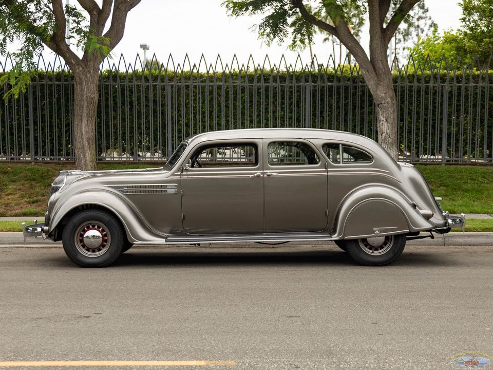 1936 Chrysler Airflow Series C-11