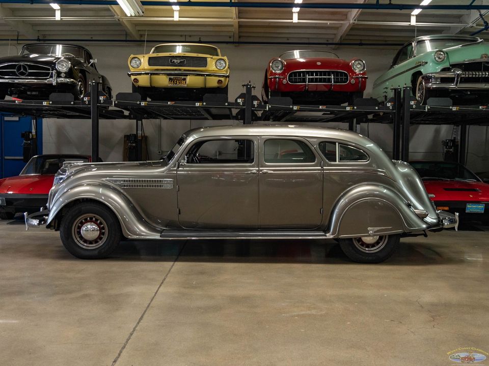 1936 Chrysler Airflow Series C-11