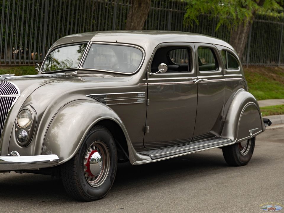 1936 Chrysler Airflow Series C-11