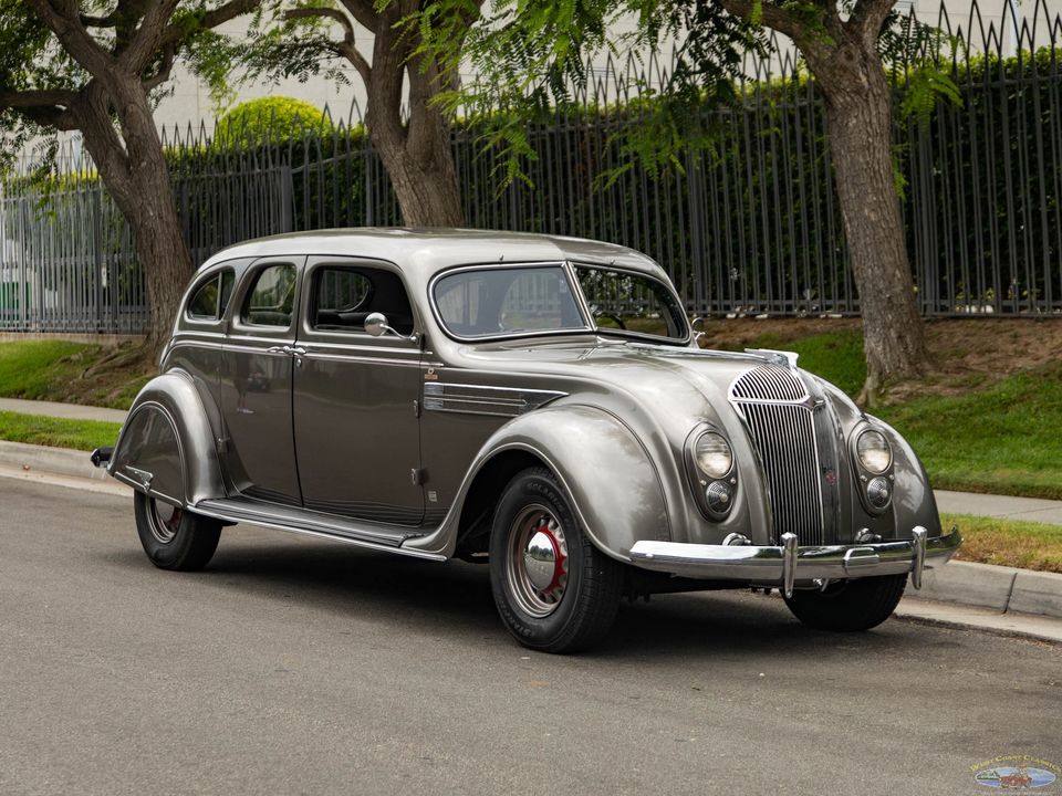 1936 Chrysler Airflow Series C-11