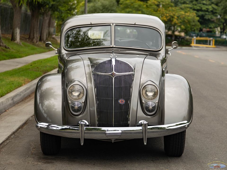 1936 Chrysler Airflow Series C-11