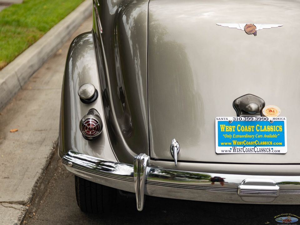 1936 Chrysler Airflow Series C-11