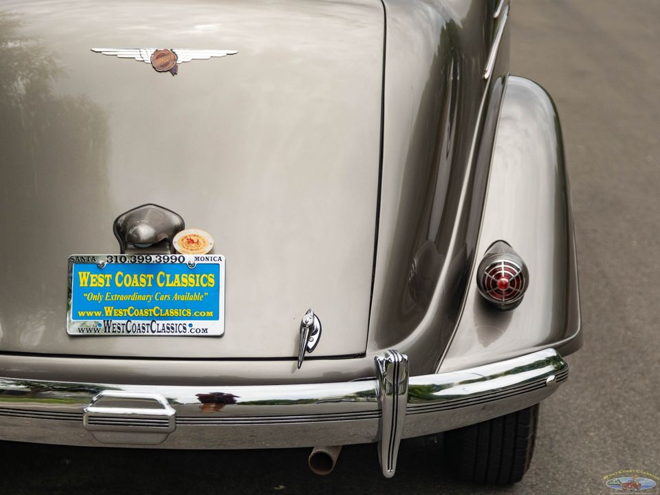 1936 Chrysler Airflow Series C-11