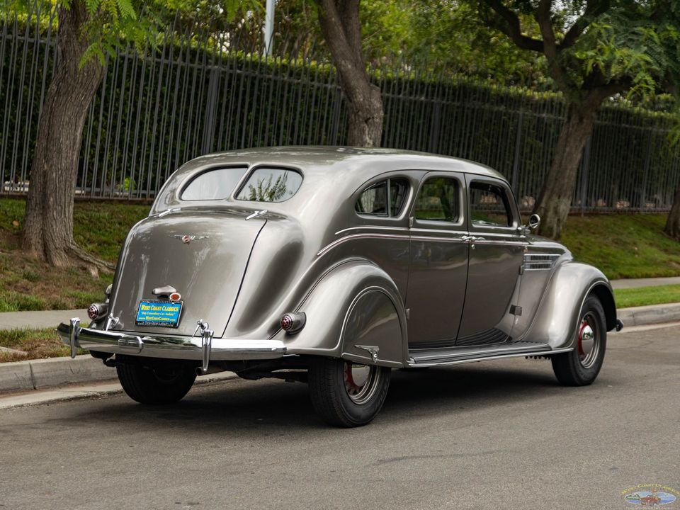 1936 Chrysler Airflow Series C-11