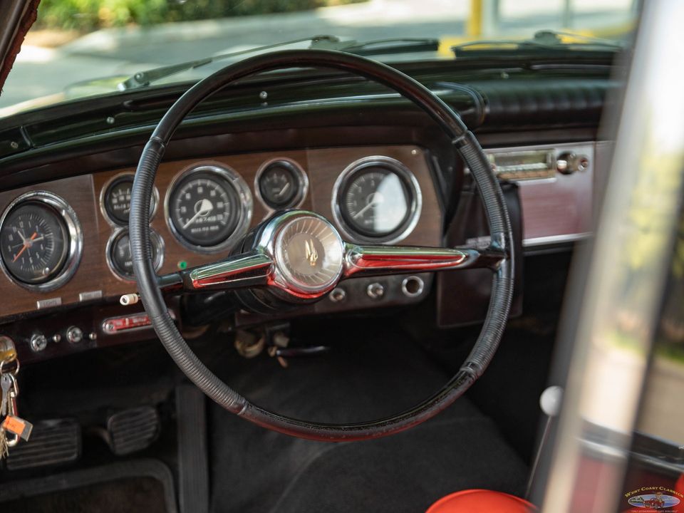 1962 Studebaker Gran Turismo Hawk