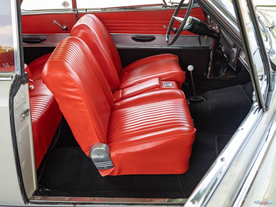 1962 Studebaker Gran Turismo Hawk