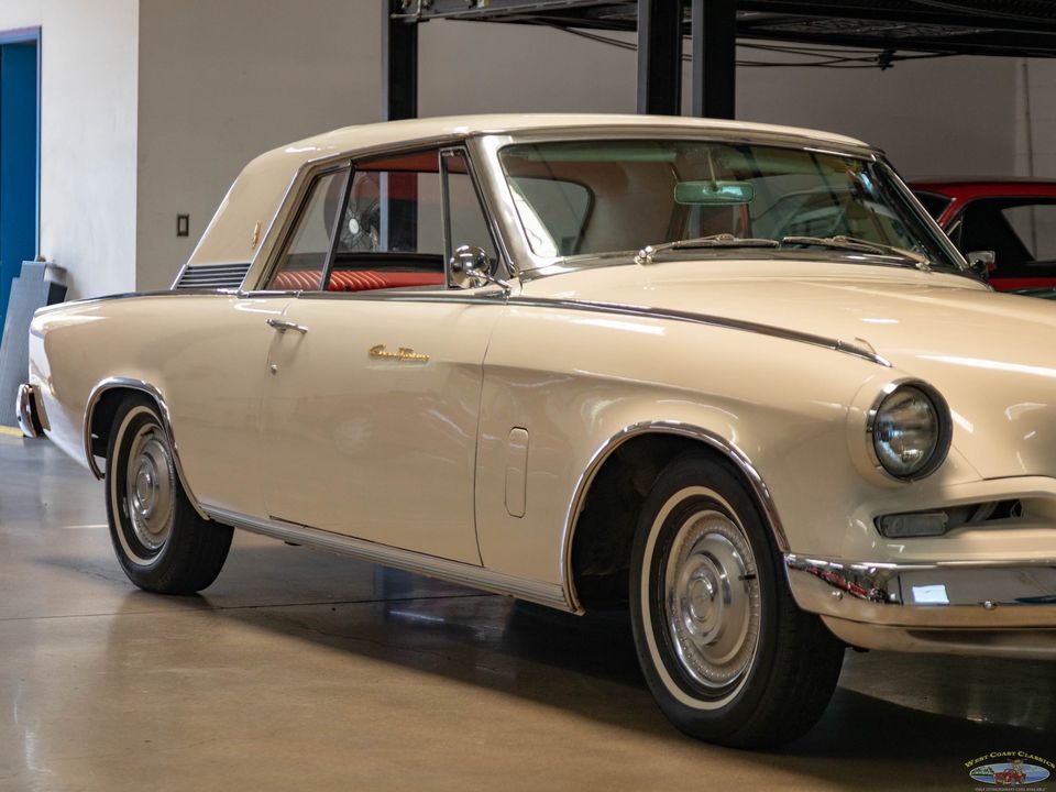 1962 Studebaker Gran Turismo Hawk