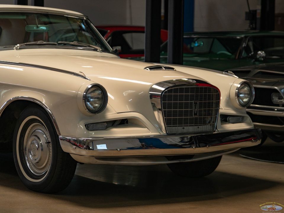 1962 Studebaker Gran Turismo Hawk