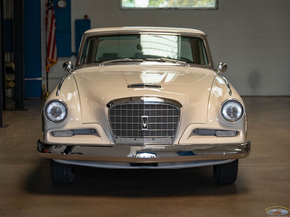 1962 Studebaker Gran Turismo Hawk