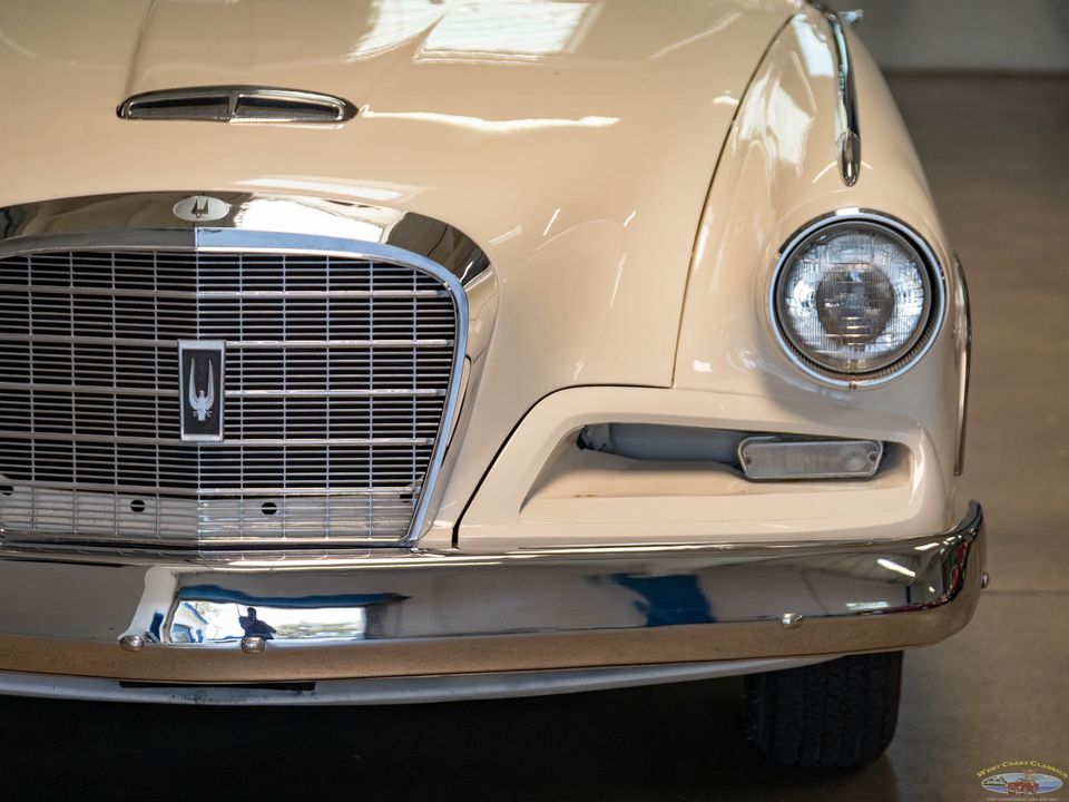 1962 Studebaker Gran Turismo Hawk