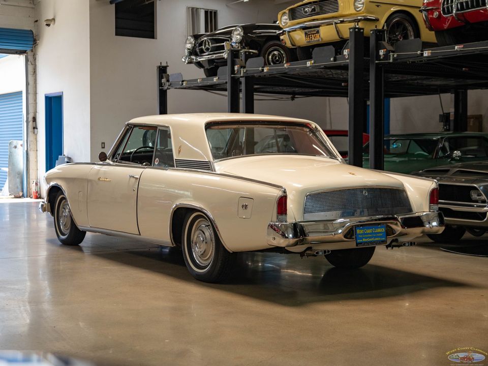 1962 Studebaker Gran Turismo Hawk