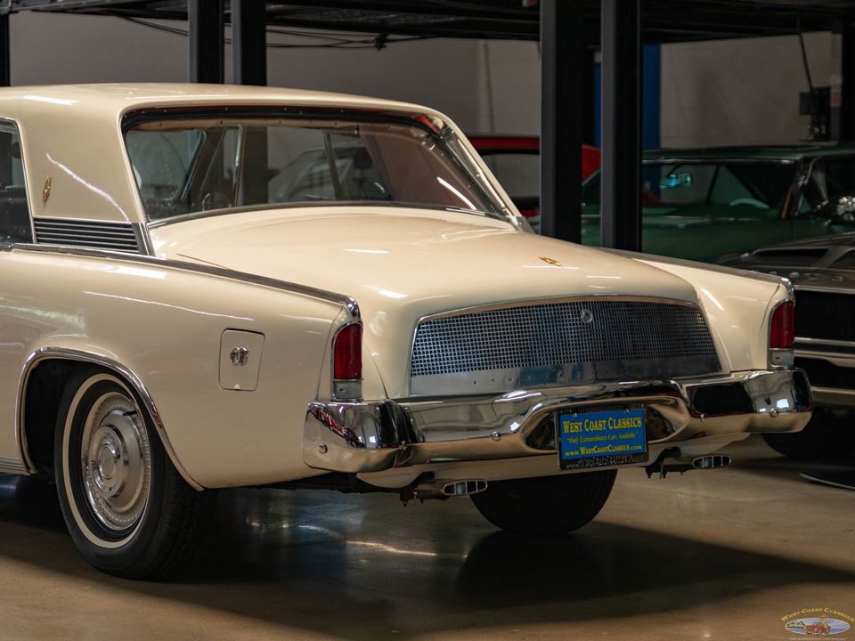 1962 Studebaker Gran Turismo Hawk