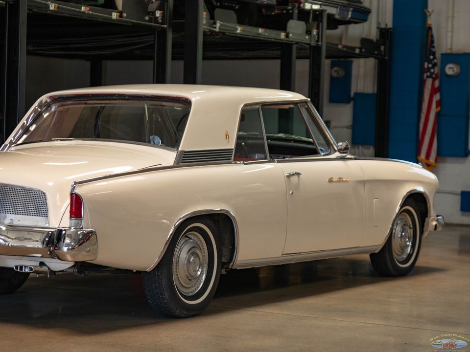 1962 Studebaker Gran Turismo Hawk