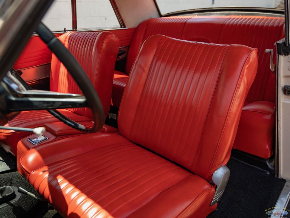 1962 Studebaker Gran Turismo Hawk