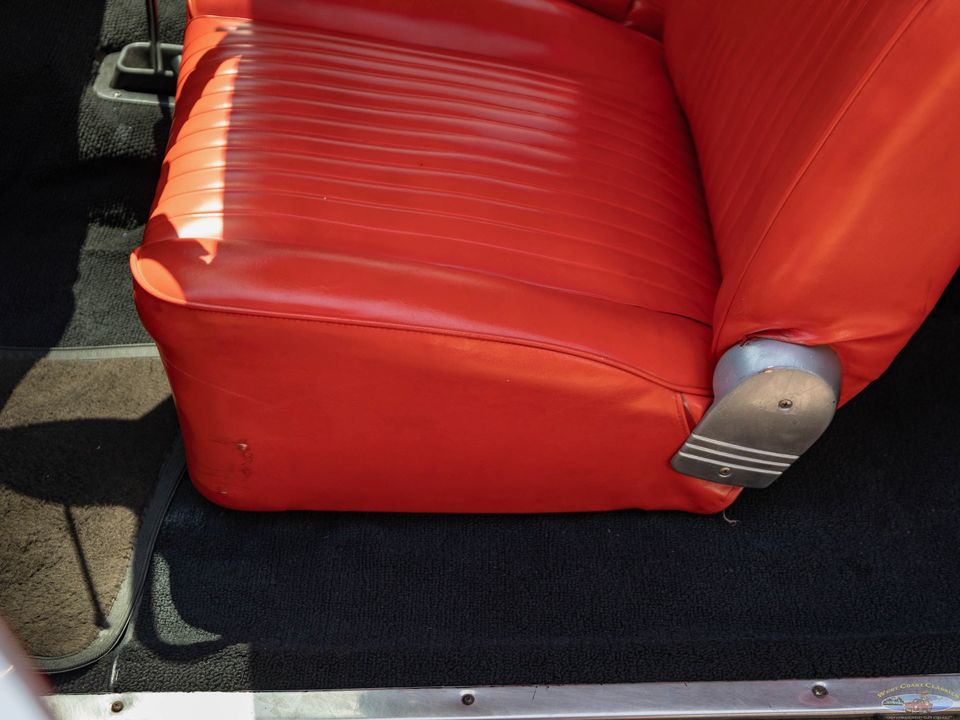 1962 Studebaker Gran Turismo Hawk