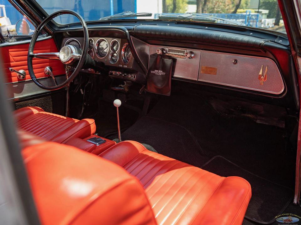 1962 Studebaker Gran Turismo Hawk