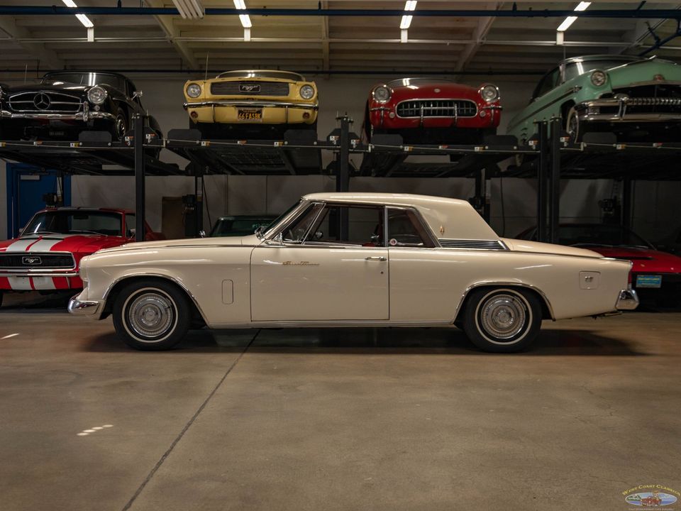 1962 Studebaker Gran Turismo Hawk
